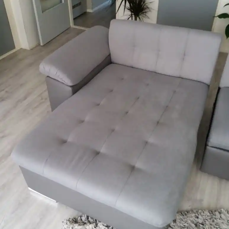 Stoffen-loungebank-na Meubel reinigen Almere